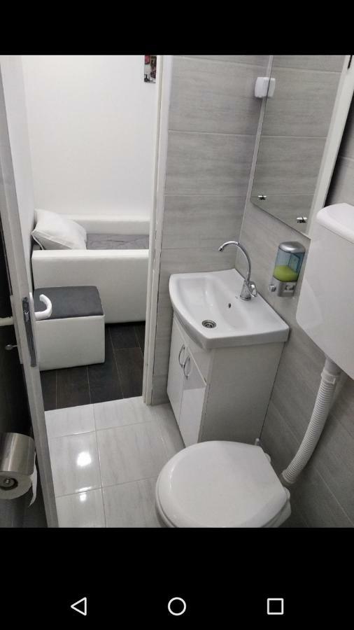 Apartmani Pinokio Ni Extérieur photo